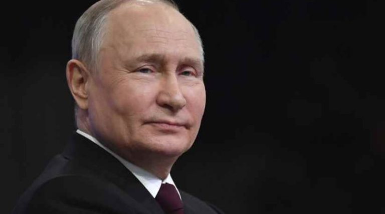 Диверсія в прямому ефірі: про що брехав Путін під час пресконференції і куди його послали росіяни