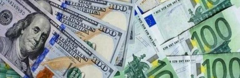 В українців залишилося мало часу, долар по 40 грн в обмінниках: експерти сказали, чи треба міняти валюту терміново