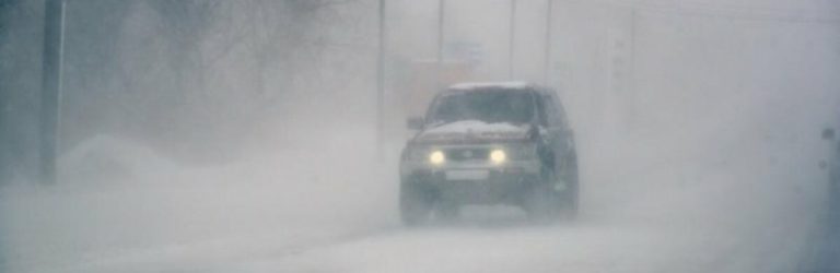 Шалений шторм накриє всі області України прямо завтра, такий сильний снігопад українці не бачили: рине різкий дощ