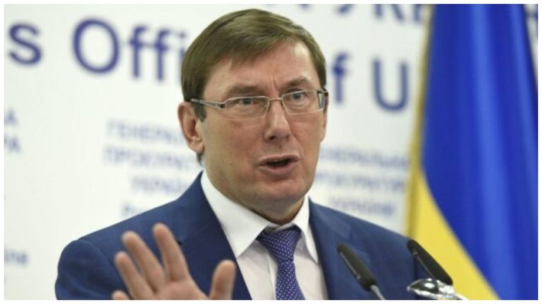 Луценко заявив, що ЗСУ втрачає по 30 тисяч людей на місяць: “Українці заслужили цю правду“