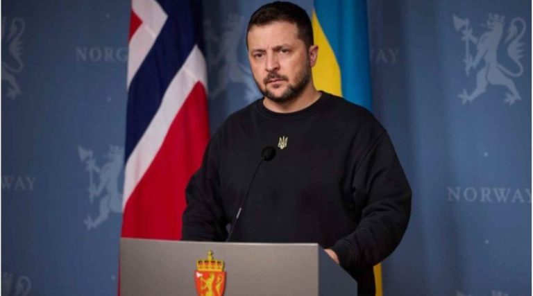 Зеленський відреагував на слова Медведєва про “знищення України”
