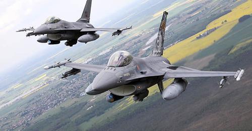 Могли збити, але проігнорували: у Польщі піднімали 2 польські та 2 американські винищувачі F-16