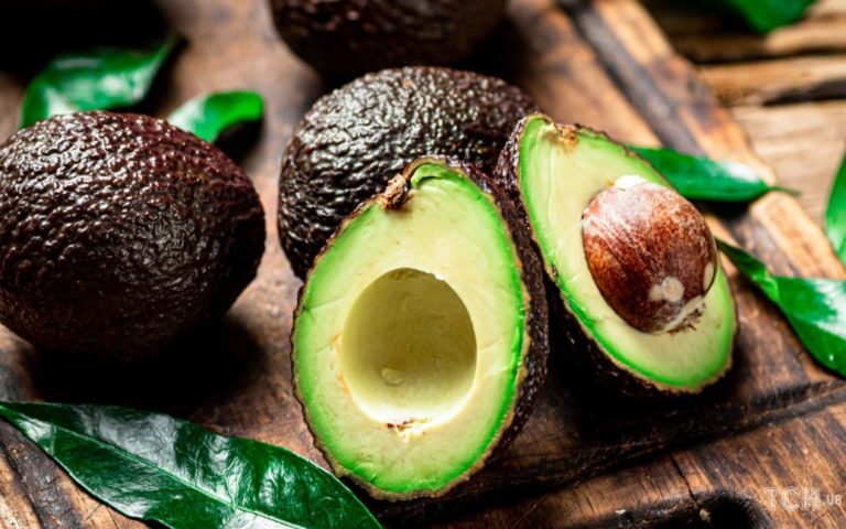 Як авокадо допомагає схуднути