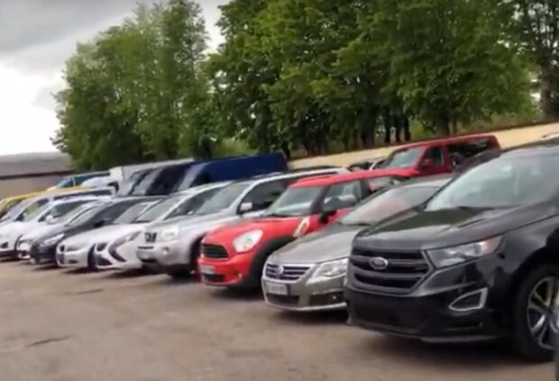 Українцям заборонять продавати свої машини: нові правила вже підготували