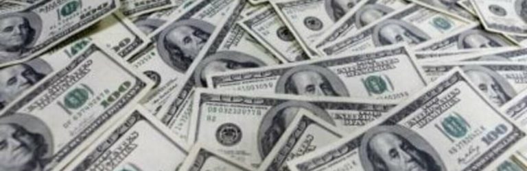 Курс долара підскочить, українцям треба готуватися: у Нацбанку повідомляють про дефіцит валюти в Україні