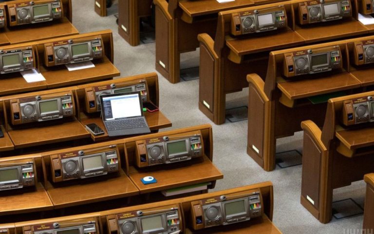 Велике “перезавантаження” уряду: хто сьогодні втратив свої посади, а хто залишається працювати