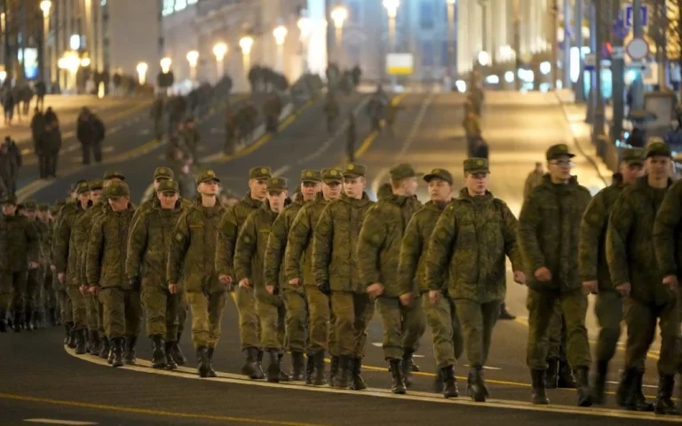 Сирський розповів про кількість військових РФ в Україні